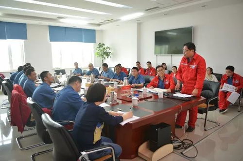 引领技术创新 深化精采细油——分公司副总经理胡文革一行到采油三厂调研指导油藏开发工作